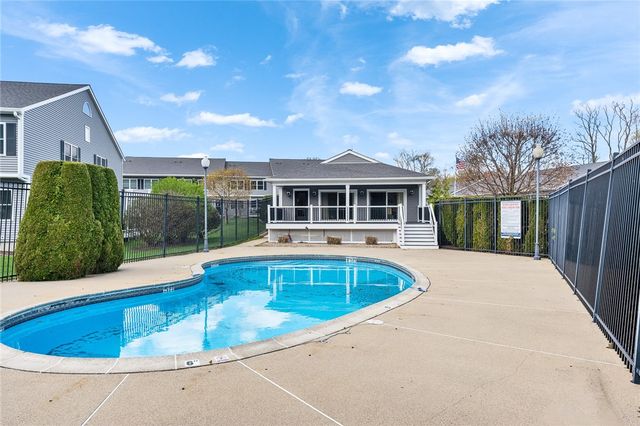 200 Post Road 319, Warwick, RI 02888