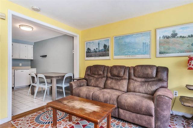 200 Post Road 319, Warwick, RI 02888
