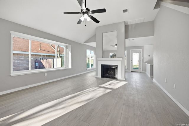 5118 Silent Lk, San Antonio, TX 78244