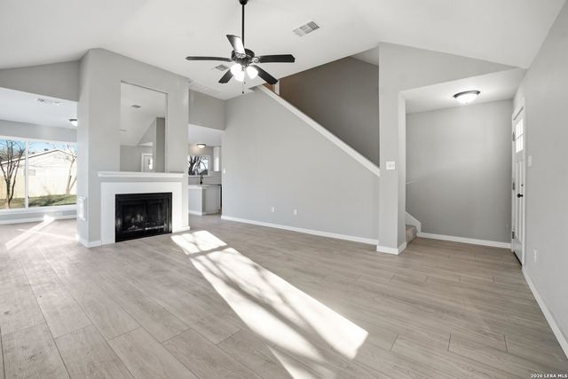 5118 Silent Lk, San Antonio, TX 78244