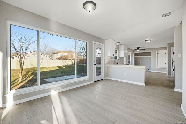 5118 Silent Lk, San Antonio, TX 78244