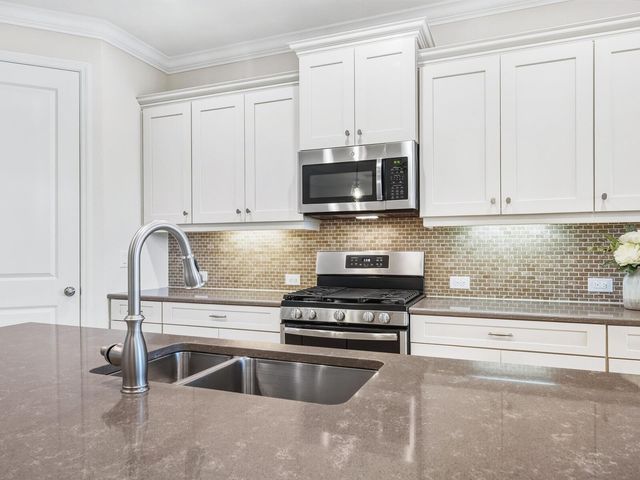 213 MALINA COURT, North Venice, FL 34275