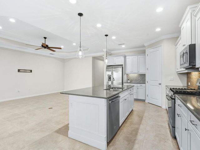 213 MALINA COURT, North Venice, FL 34275