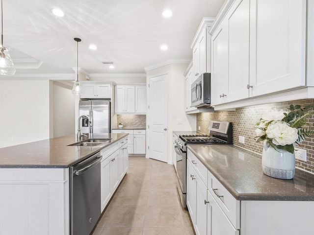 213 MALINA COURT, North Venice, FL 34275