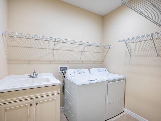 213 MALINA COURT, North Venice, FL 34275