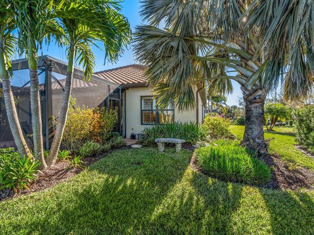 213 MALINA COURT, North Venice, FL 34275