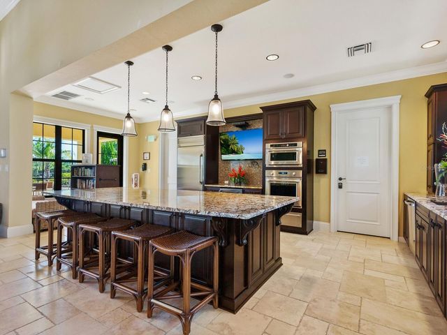 213 MALINA COURT, North Venice, FL 34275