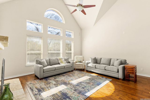 24206 Middle Frk, San Antonio, TX 78258