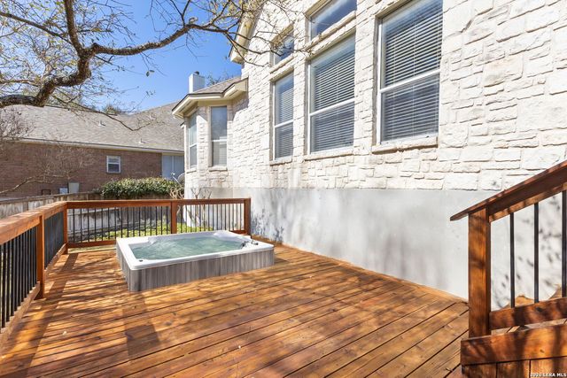 24206 Middle Frk, San Antonio, TX 78258