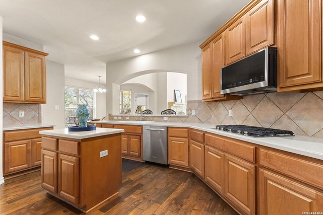 24206 Middle Frk, San Antonio, TX 78258