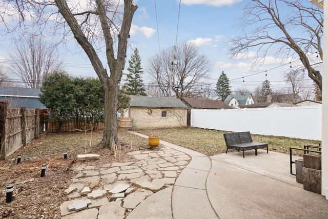 5133 35th Avenue S, Minneapolis, MN 55417