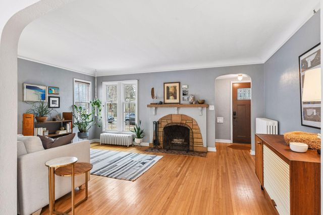 5133 35th Avenue S, Minneapolis, MN 55417