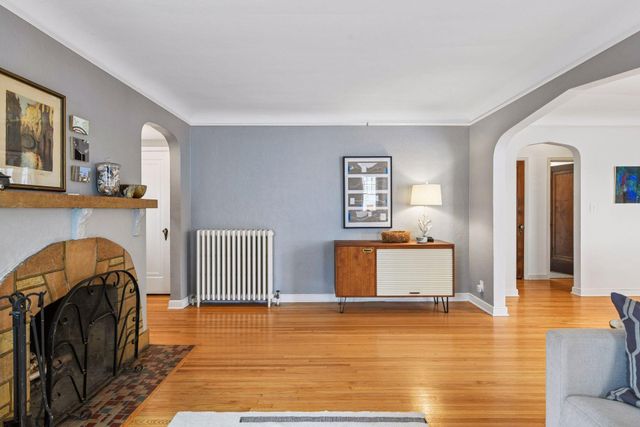 5133 35th Avenue S, Minneapolis, MN 55417