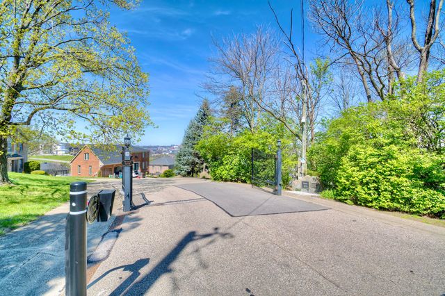 550 Scenic Drive, Park Hills, KY 41011