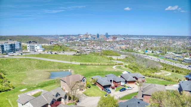 550 Scenic Drive, Park Hills, KY 41011