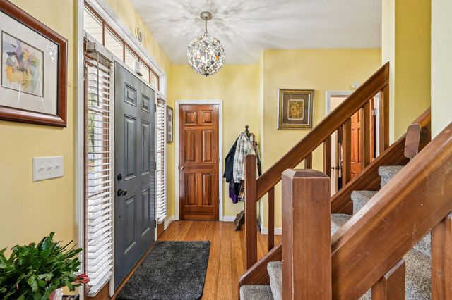 1262 N Heck Hill Road, Saint Paris, OH 43072