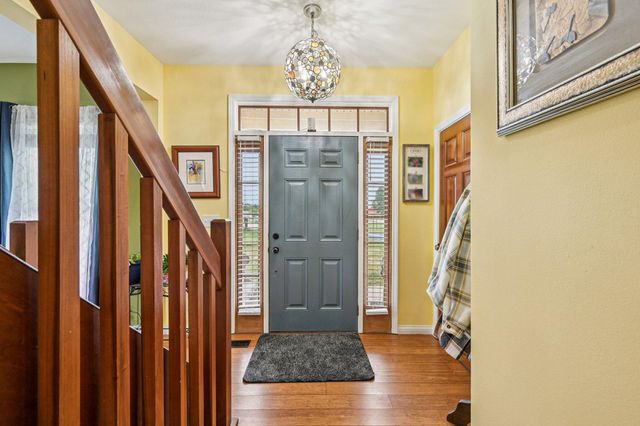 1262 N Heck Hill Road, Saint Paris, OH 43072