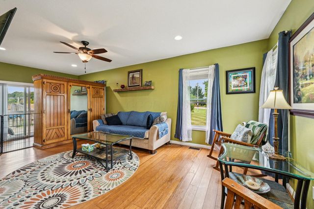 1262 N Heck Hill Road, Saint Paris, OH 43072