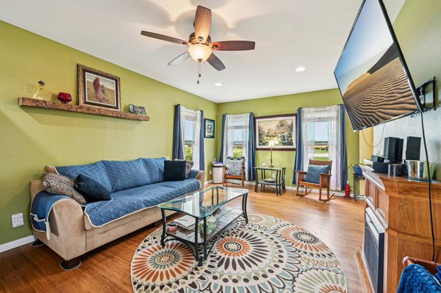 1262 N Heck Hill Road, Saint Paris, OH 43072