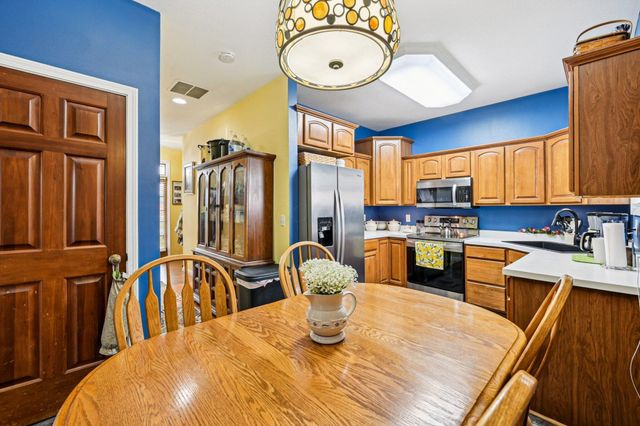 1262 N Heck Hill Road, Saint Paris, OH 43072