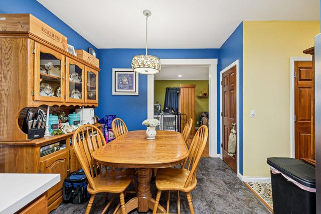 1262 N Heck Hill Road, Saint Paris, OH 43072