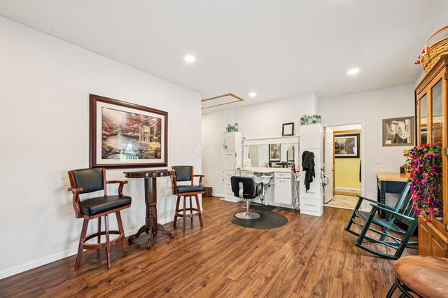 1262 N Heck Hill Road, Saint Paris, OH 43072