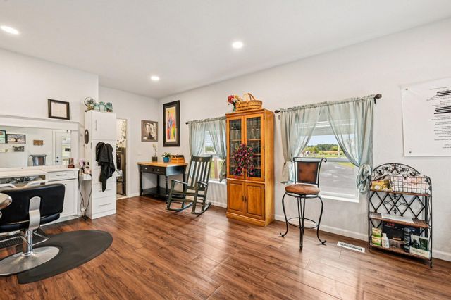 1262 N Heck Hill Road, Saint Paris, OH 43072