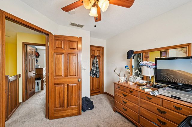 1262 N Heck Hill Road, Saint Paris, OH 43072