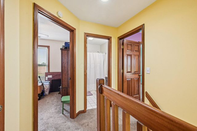 1262 N Heck Hill Road, Saint Paris, OH 43072