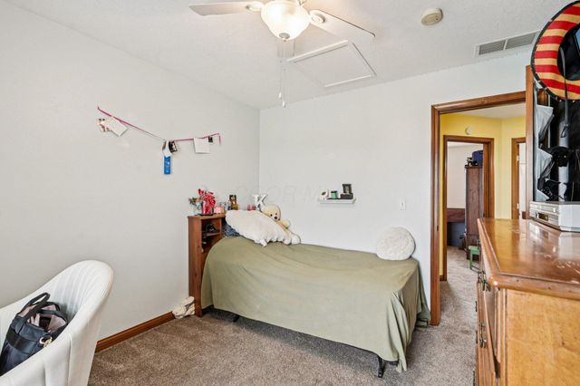 1262 N Heck Hill Road, Saint Paris, OH 43072