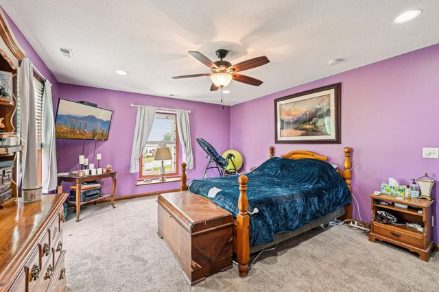 1262 N Heck Hill Road, Saint Paris, OH 43072