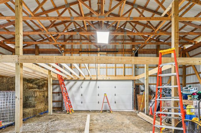 1262 N Heck Hill Road, Saint Paris, OH 43072