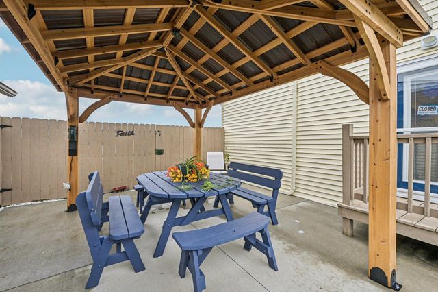 1262 N Heck Hill Road, Saint Paris, OH 43072