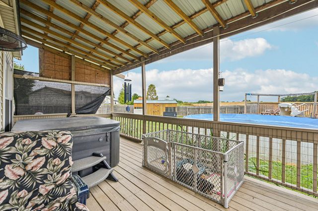 1262 N Heck Hill Road, Saint Paris, OH 43072