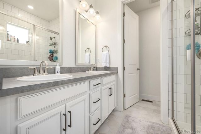 8863 Fraser River Loop, Littleton, CO 80125