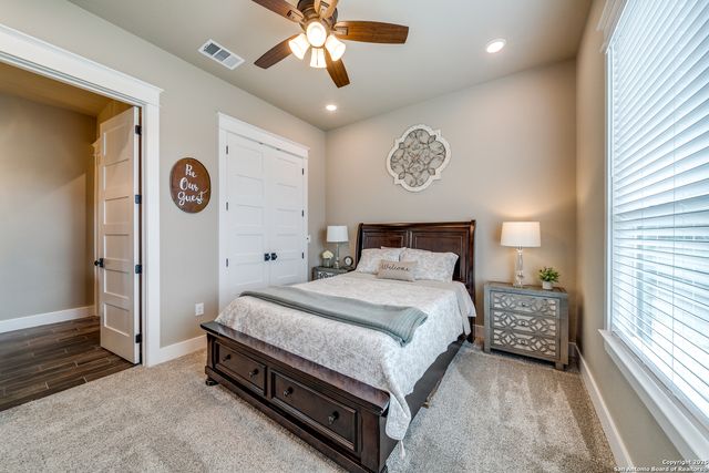 895 Private Road 1742, Mico, TX 78056