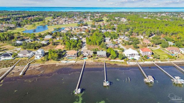 4160 Madura Five, Gulf Breeze, FL 32563