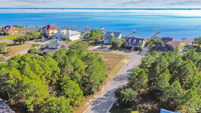 4160 Madura Five, Gulf Breeze, FL 32563