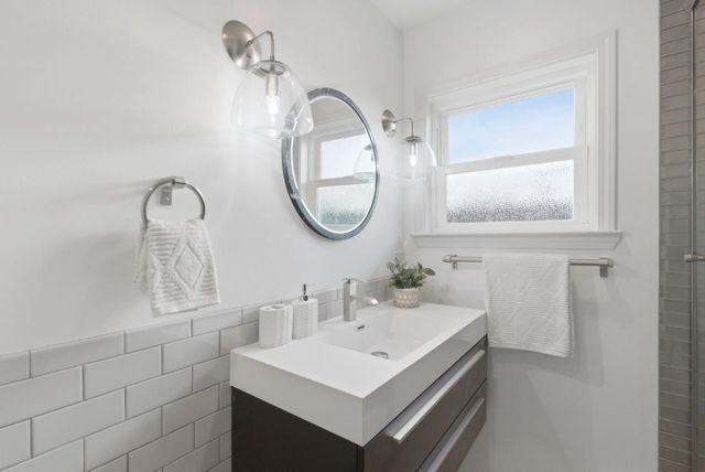 1084 Bennett Way, San Jose, CA 95125