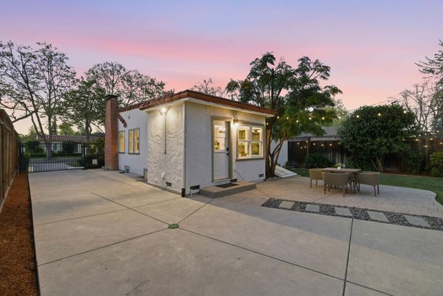 1084 Bennett Way, San Jose, CA 95125
