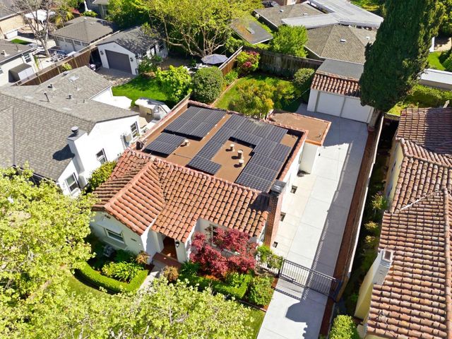 1084 Bennett Way, San Jose, CA 95125