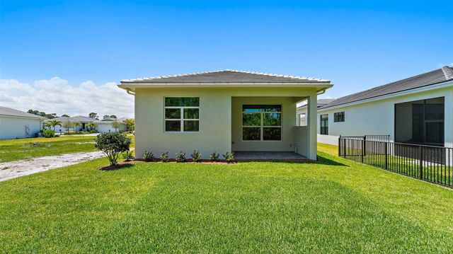 228 SE VIA SANGRO, Port St Lucie, FL 34952