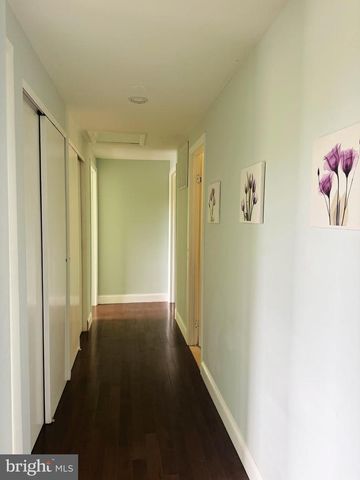 4 THRUSH CT, Lutherville Timonium, MD 21093