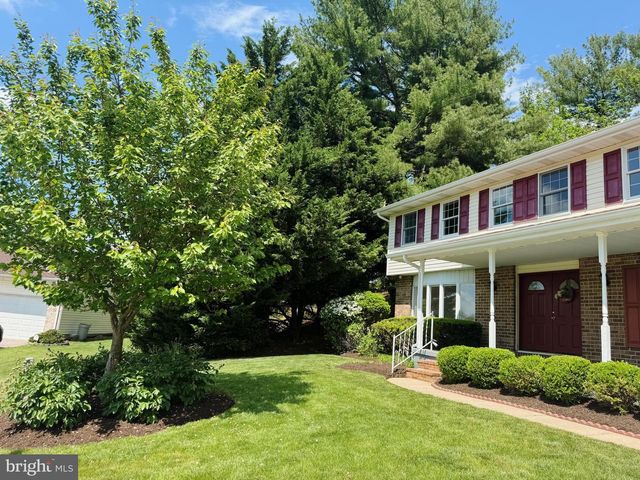 4 THRUSH CT, Lutherville Timonium, MD 21093