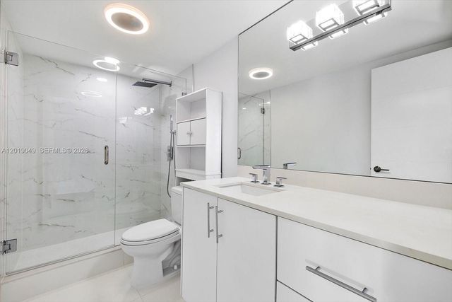 16449 NE 26th Ave 16, North Miami Beach, FL 33160