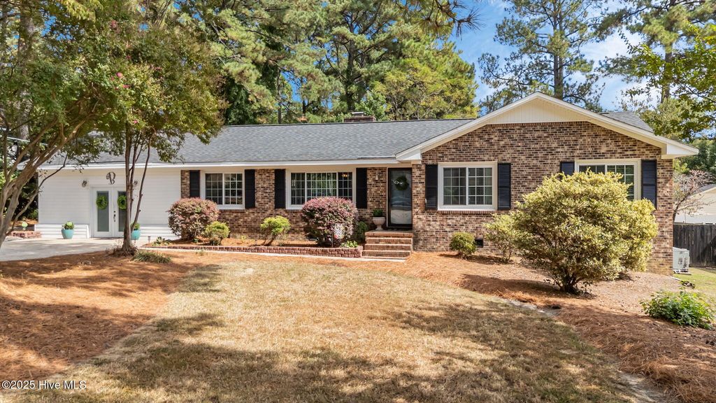 1404 Knollwood Drive NW, Wilson, NC 27896