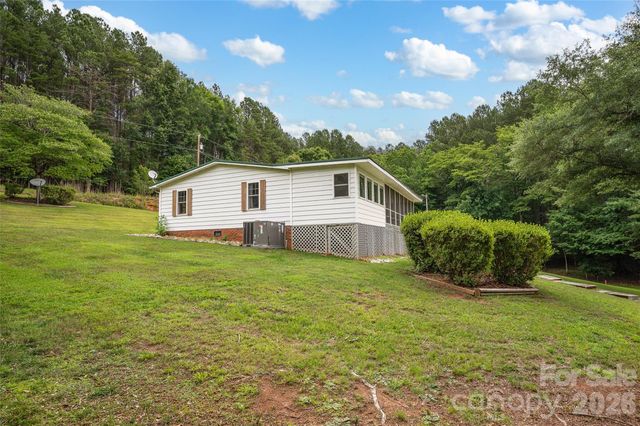 158 Wildwood Trail Drive, Statesville, NC 28677