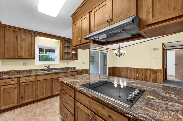 158 Wildwood Trail Drive, Statesville, NC 28677