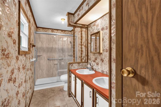 158 Wildwood Trail Drive, Statesville, NC 28677