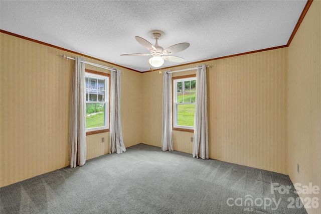 158 Wildwood Trail Drive, Statesville, NC 28677